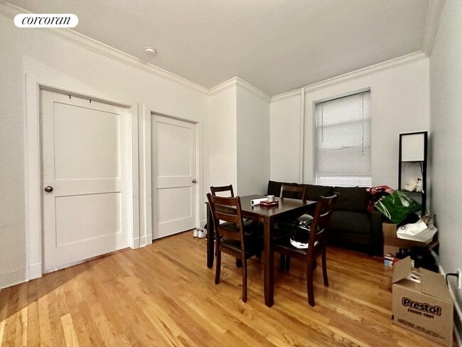 Primary Photo - 313 W 114th St