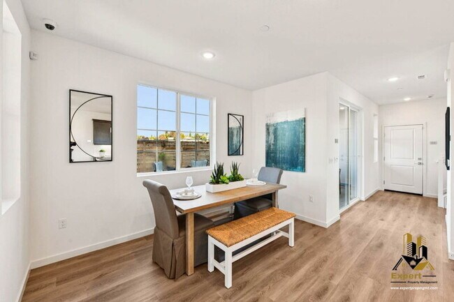 Building Photo - 8647 Starburst Way