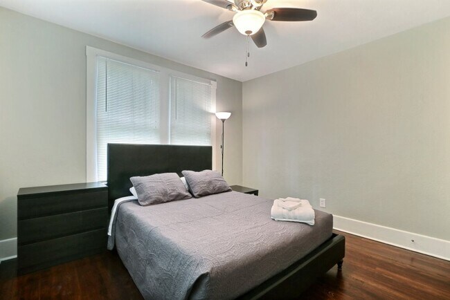 Building Photo - Large 3BR/2BA Ardsley Park Area House For ...