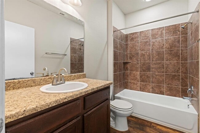 Building Photo - 253 Eagle Brook Ln