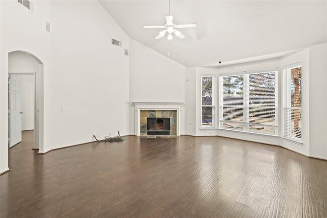 Building Photo - 20510 Pioneer Bend Ct