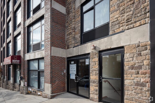 Entrance - 3533 Riverdale Ave