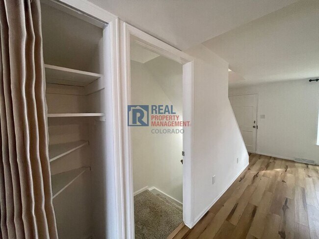 Building Photo - 1224 Cree Dr