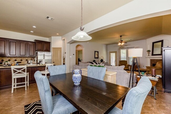 Building Photo - 63 Sagamore Ridge Pl