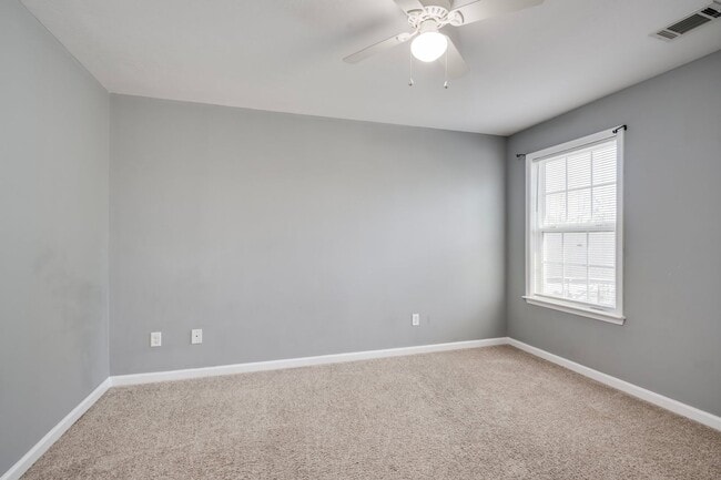 Building Photo - 716 Whispering Willow Way