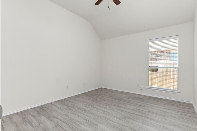 Building Photo - 11047 Pierce Valley Dr