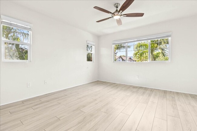 Building Photo - Townhomes at Fairways Edge