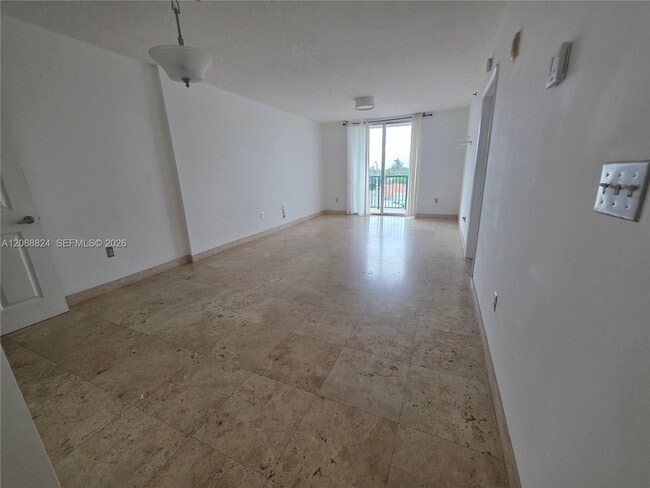 Building Photo - 8888 Collins Ave