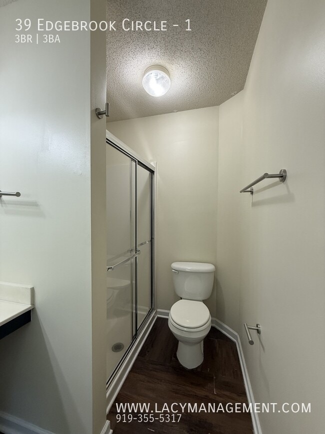 Building Photo - 39 Edgebrook Cir