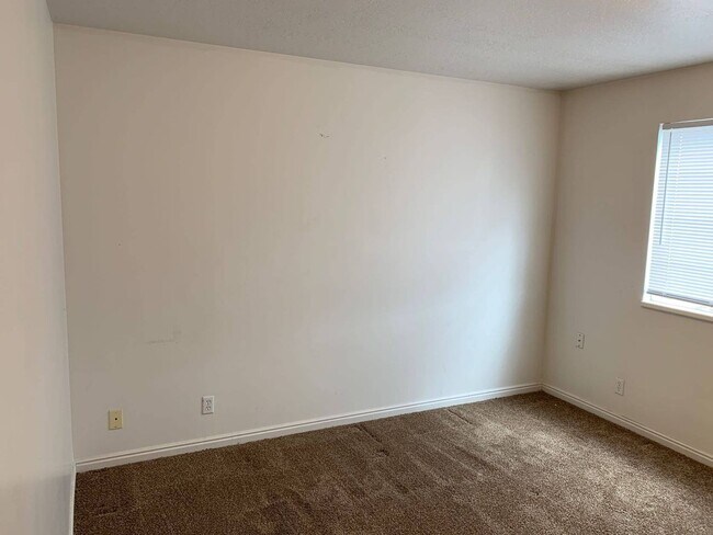 Building Photo - 1728 N 1500 W