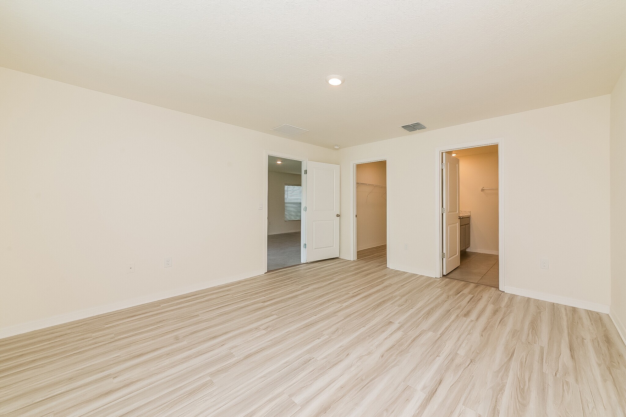 Building Photo - 2933 Great Abaco Way