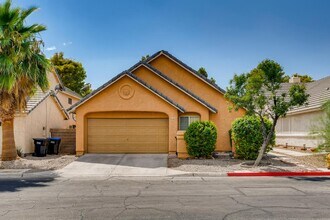 Building Photo - Charming 3 Bedroom Home In Henderson !