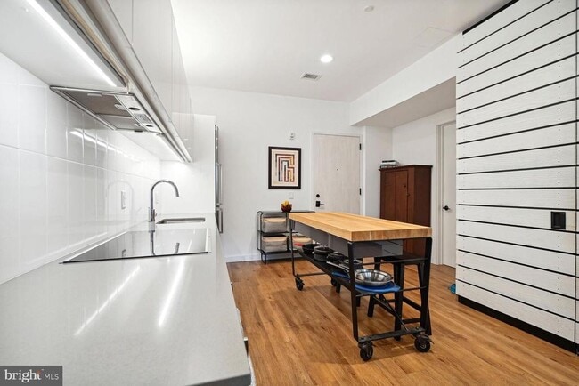 Building Photo - 57 N St NW