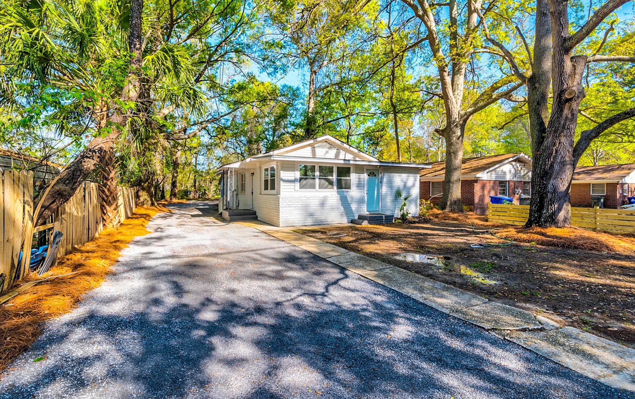 Building Photo - 1558 Orange Grove Rd