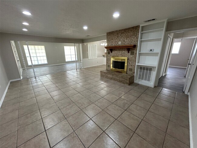 Primary Photo - 2503 Austin Ave