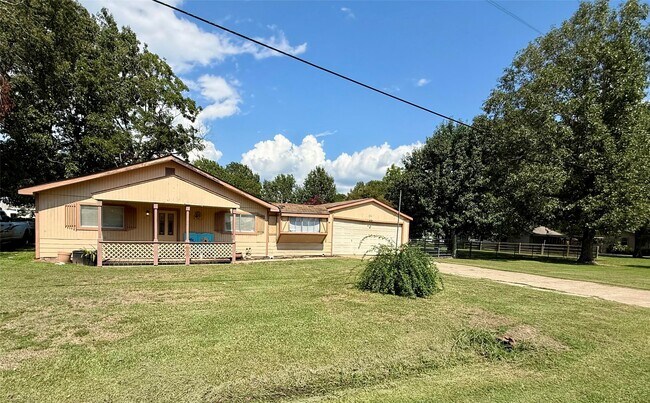Building Photo - 282 Water View Dr