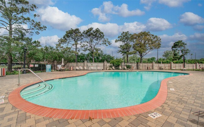 Building Photo - 3088 Holly Hall St