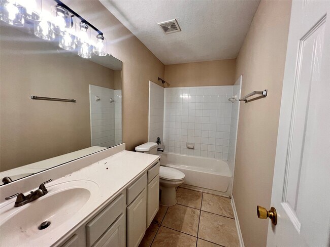 Building Photo - 4815 Wilderness Glen Ct