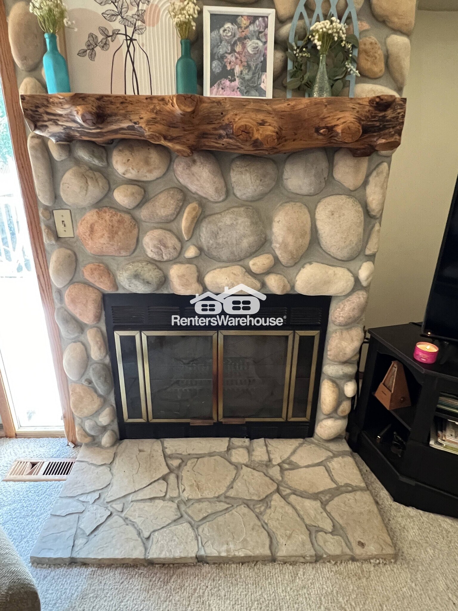 Building Photo - 4128 Meadowlark Way