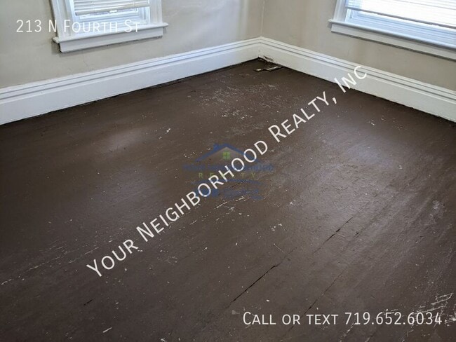 Building Photo - 213 N 4th St