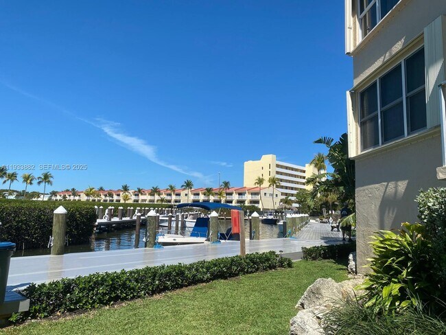 Building Photo - 88500 Overseas Hwy