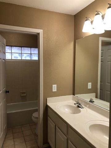 Building Photo - 1414 Constellation Dr