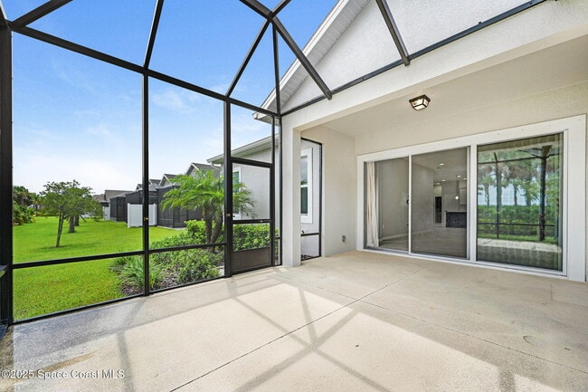 Building Photo - 8117 Tethys Ct