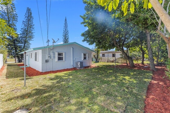 Building Photo - 2171 NW 29th Ave