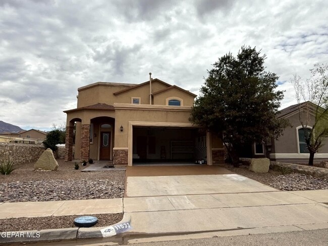 Primary Photo - 11533 Merejildo Madrid St
