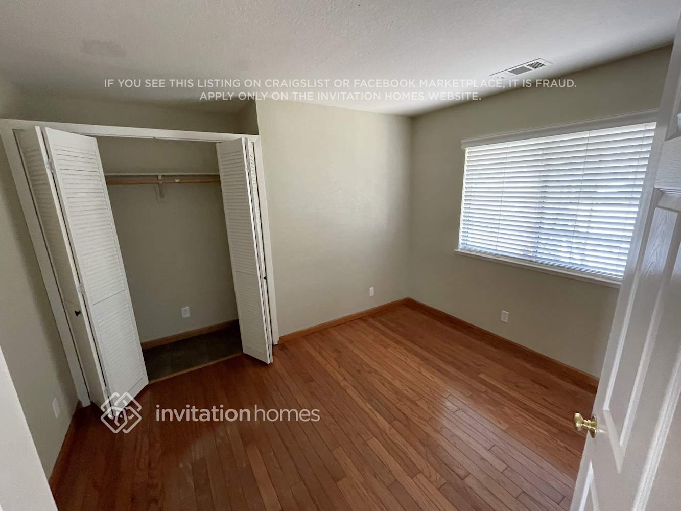 Building Photo - 2134 Jayhawk Dr