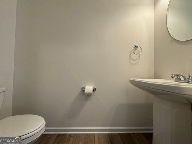 Building Photo - 190 Fair Oak Ln