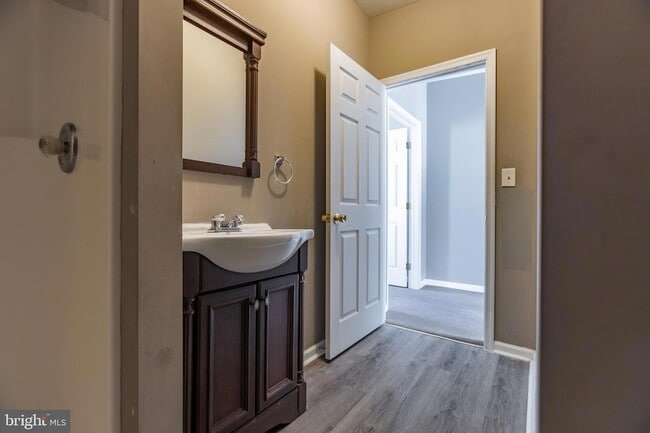 Building Photo - 1706 Willington St