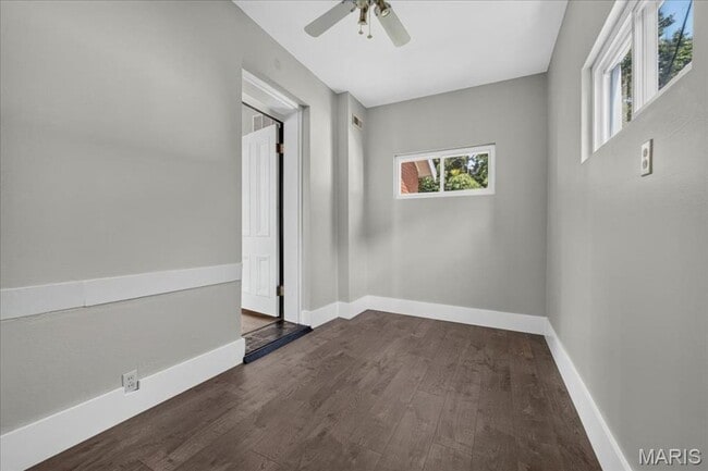 Building Photo - Cute Tower Grove South Home