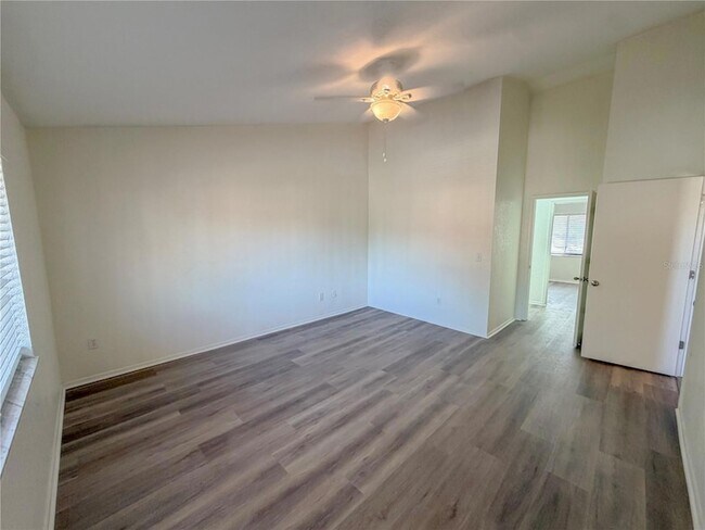 Building Photo - 3460 Countryside Blvd
