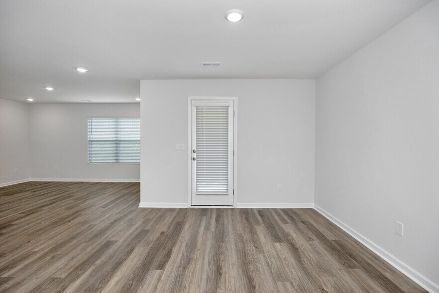 Building Photo - 128 Wellspring Rd