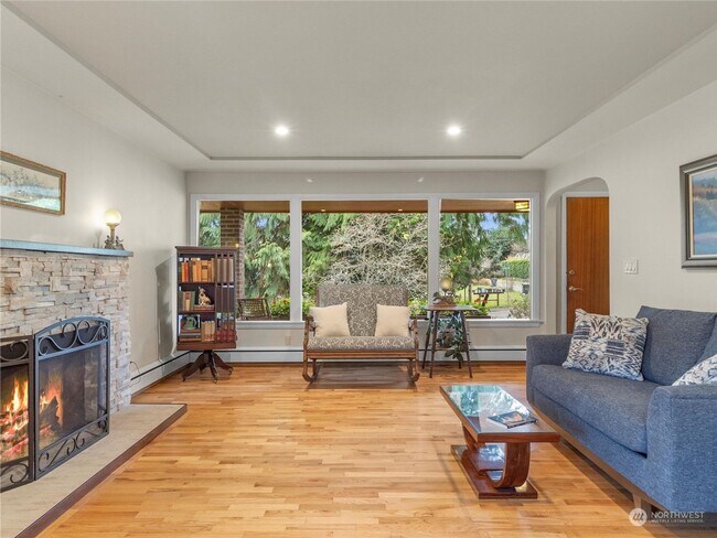Building Photo - Beautiful property on the Westside of Oly