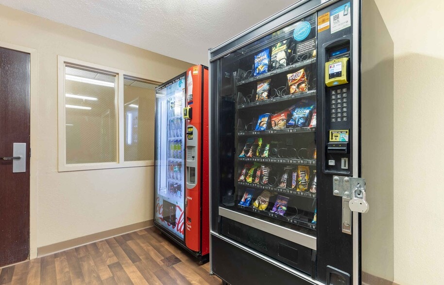 Building Photo - Furnished Studio-Washington, D.C. - Gaithersburg - North