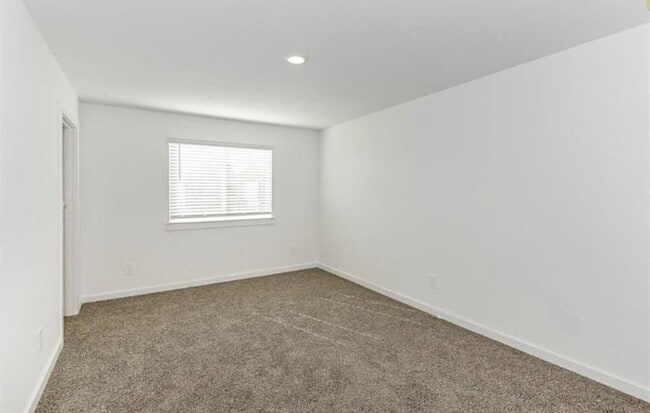 Building Photo - 12312 Maria Heights Ct