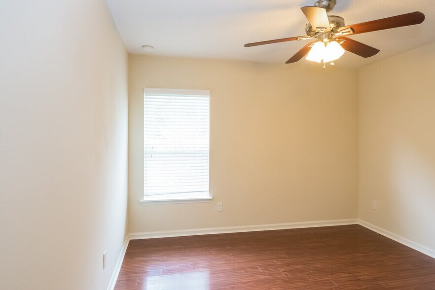 Building Photo - 150 Bedstone Drive