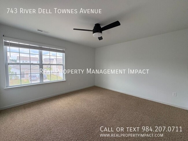 Building Photo - 743 River Dell Townes Ave.