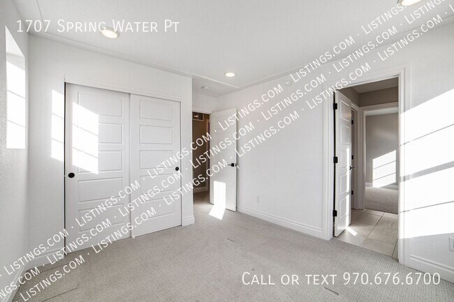 Building Photo - 1707 Spring Water Pt