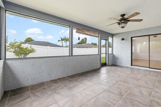 Building Photo - 809 Kara Cir