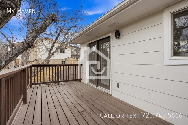 Building Photo - 2351 S Garland St