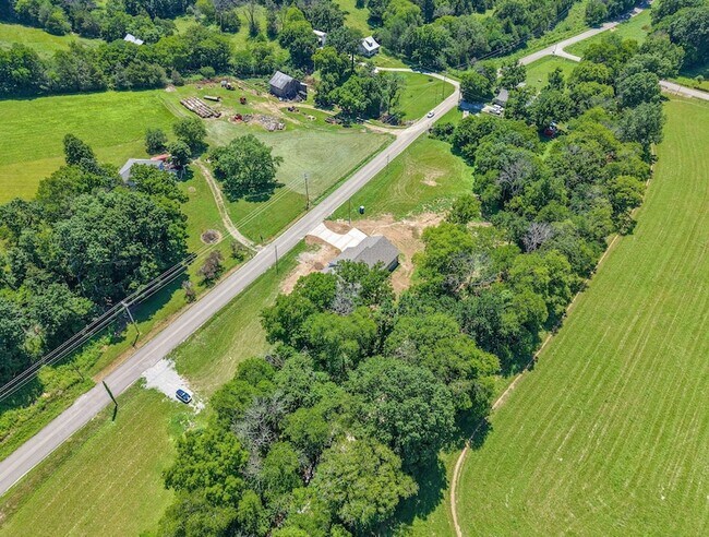 Building Photo - 3931 Taylors Store Rd