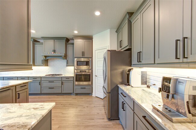 Building Photo - 2415 Flowering Brook Ln
