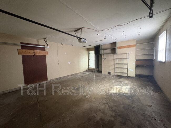 Building Photo - 509 Glendale Dr