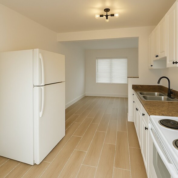 Building Photo - 1600 Center St