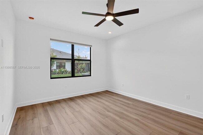 Building Photo - 13455 Starkissed Ln