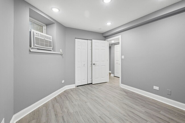 Building Photo - 1841 S Kedzie Ave