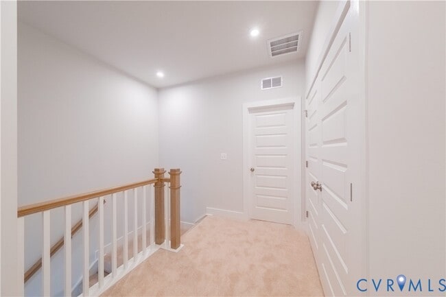 Building Photo - 10177 Blue Wing Ln